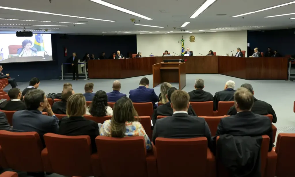 STF retoma julgamento que pode condenar kids pretos por trama golpista