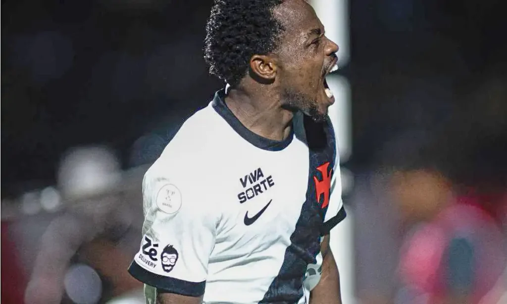 Vasco e Palmeiras avançam e se enfrentam na semi da Copa do Brasil